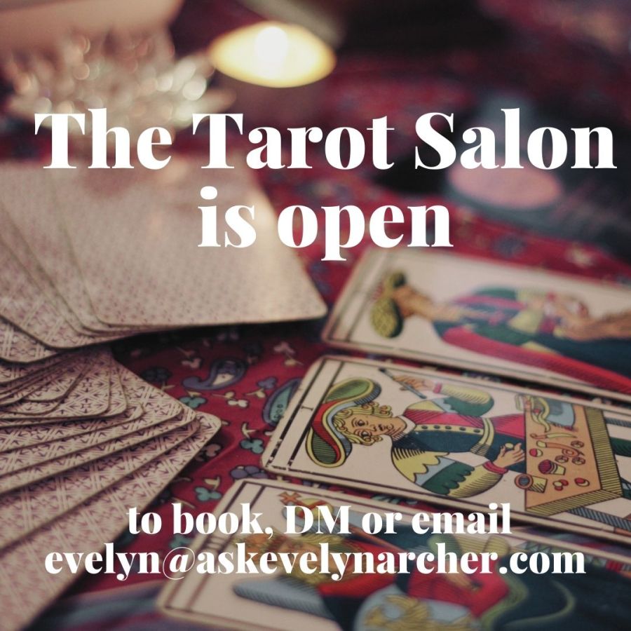 Tarot Salon